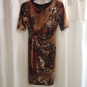 Connected patterned dress size 4P